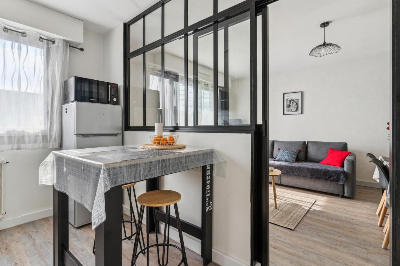 La Jol'Nantaise - Proche Tram Ligne 2 & 3 Et Bus Apartment Nantes Bagian luar foto